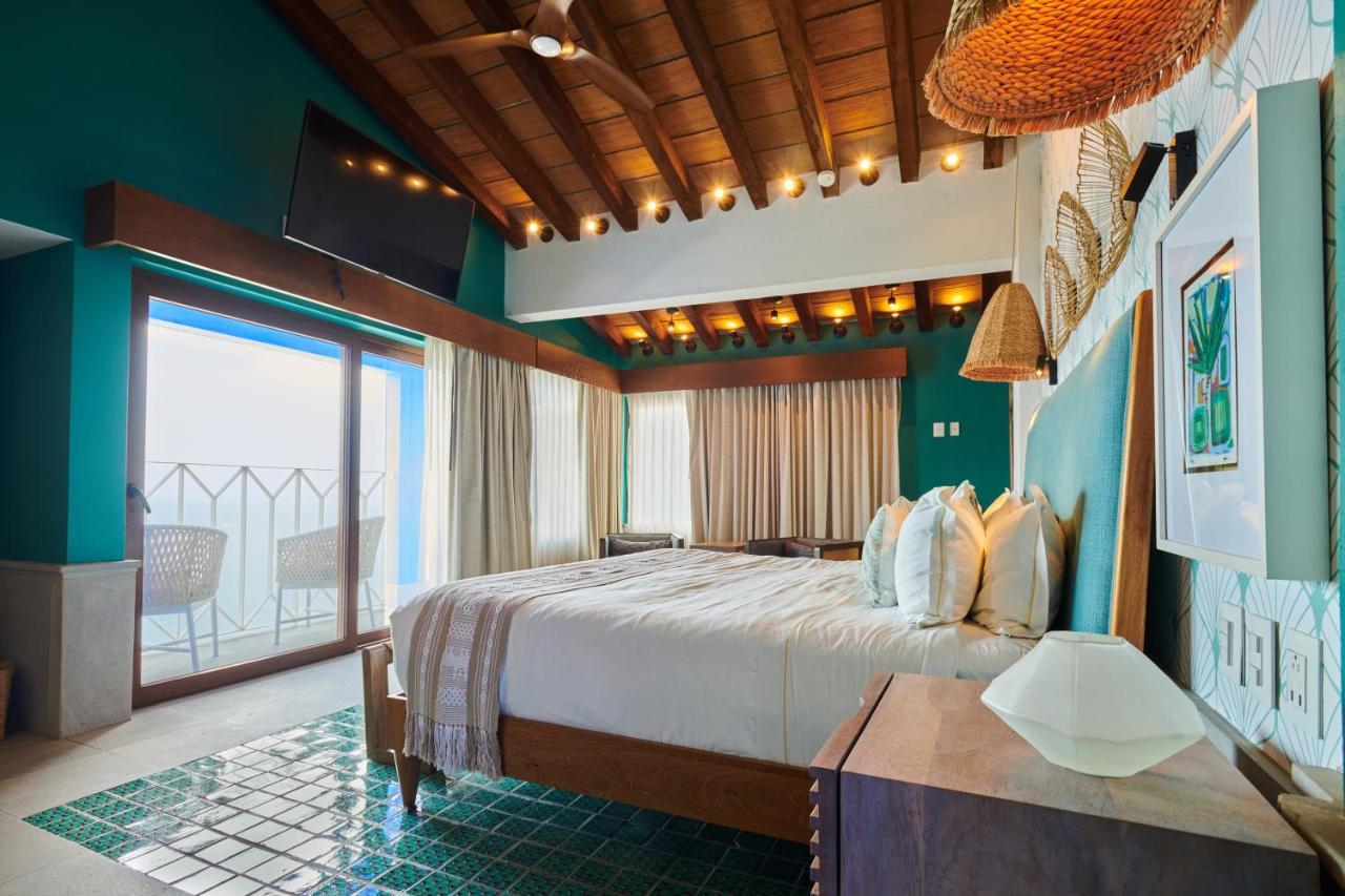 Hotel Luxury Patio Azul (Adults Only) Puerto Vallarta Eksteriør bilde Suite at the Hotel Habitas