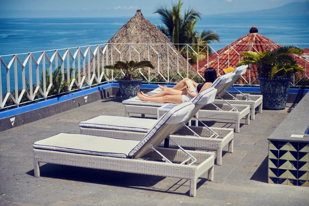 Hotel Luxury Patio Azul (Adults Only) Puerto Vallarta Eksteriør bilde Rooftop pool at the Hotel