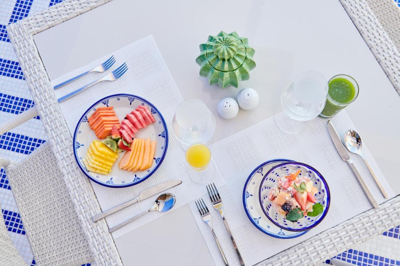 Hotel Luxury Patio Azul (Adults Only) Puerto Vallarta Eksteriør bilde A place setting